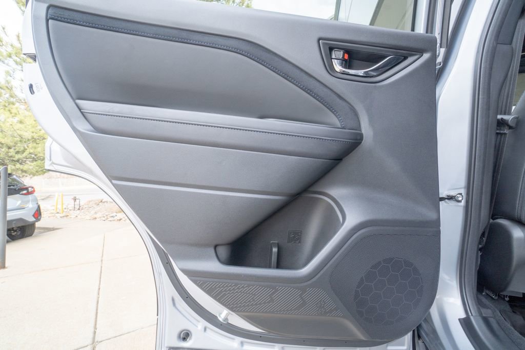 Certified 2025 Subaru Forester Limited w/ Popular Package image 16