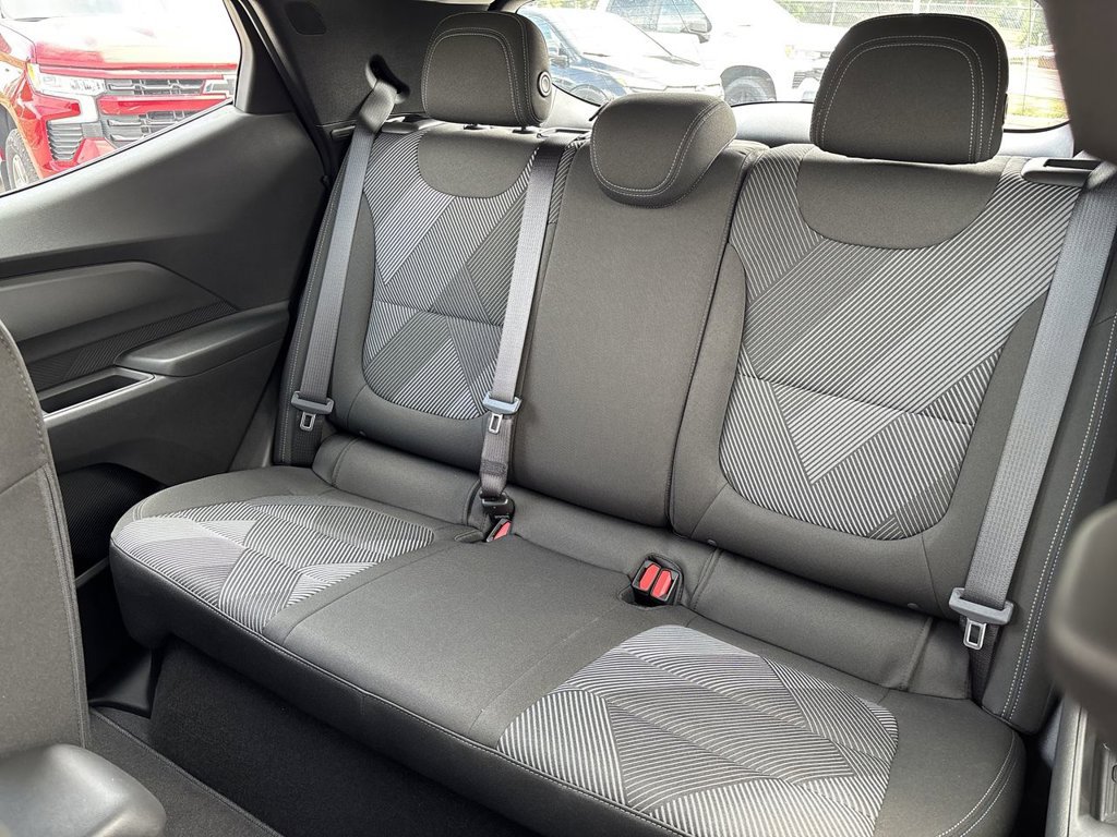 New 2027 Chevrolet Bolt LT w/ Comfort Package FWD image 24