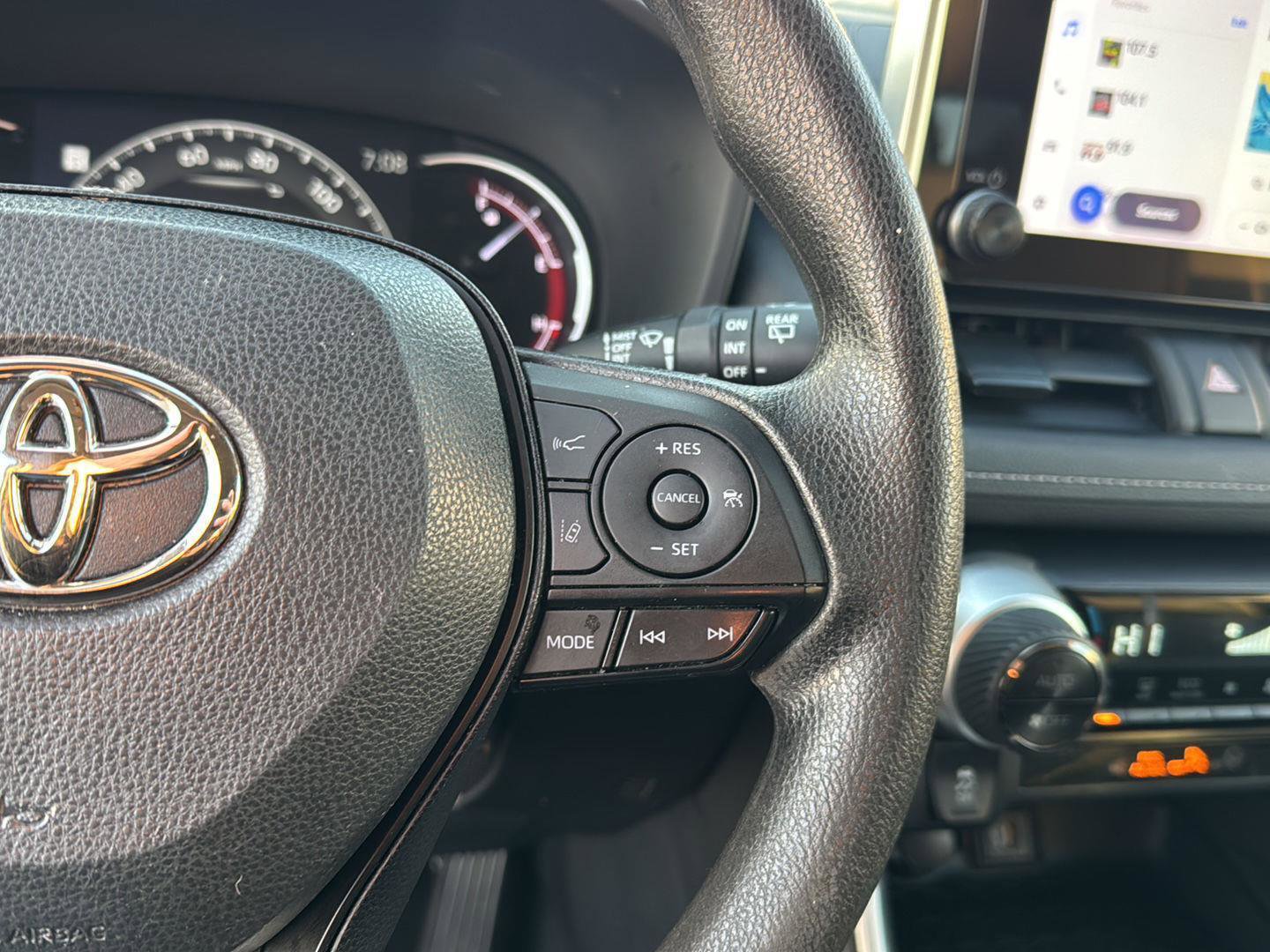 Certified 2023 Toyota RAV4 XLE FWD image 19