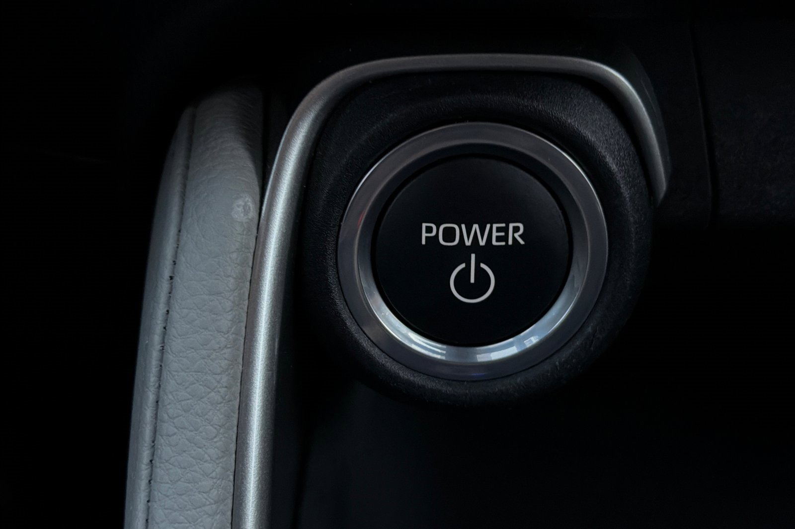 Used 2024 Toyota Grand Highlander Limited image 32