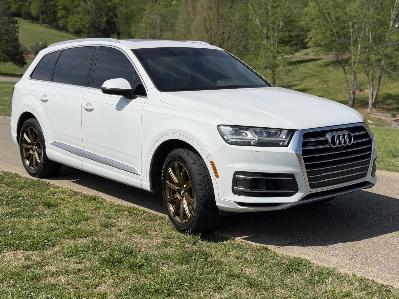 Used 2017 Audi Q7 3.0T Premium Plus image 8