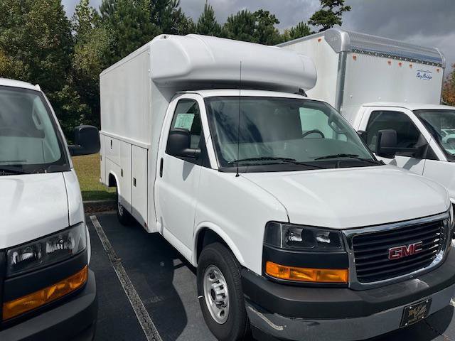 New 2025 GMC Savana 3500 w/ Power Convenience Package