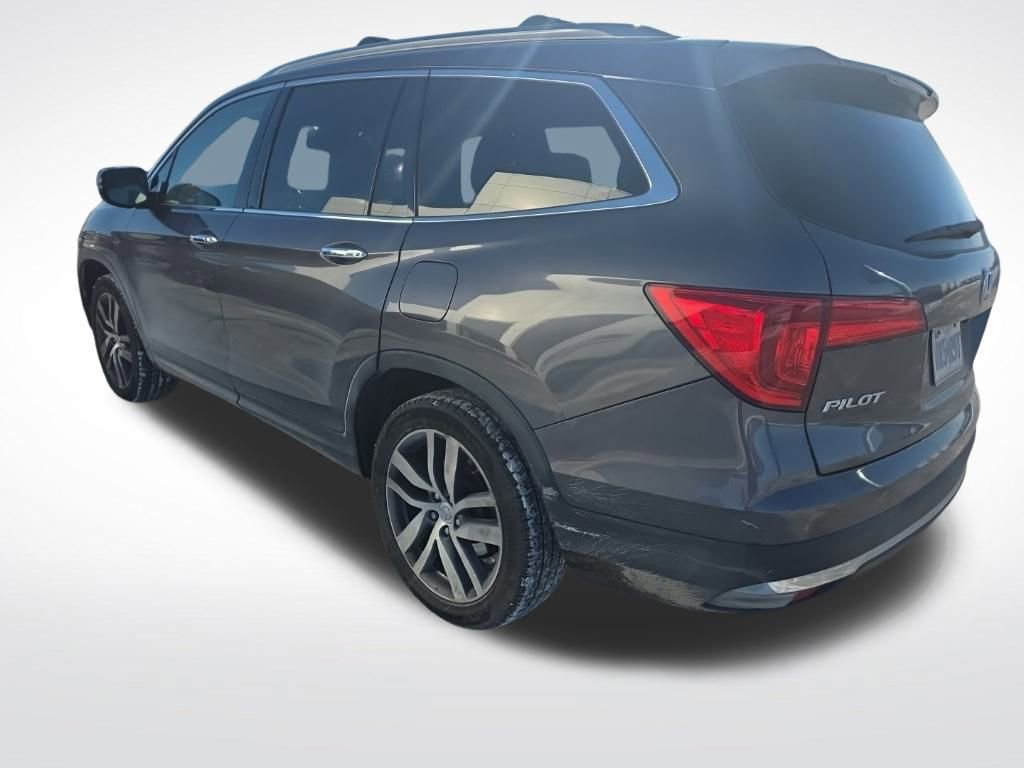 Used 2016 Honda Pilot Touring image 37