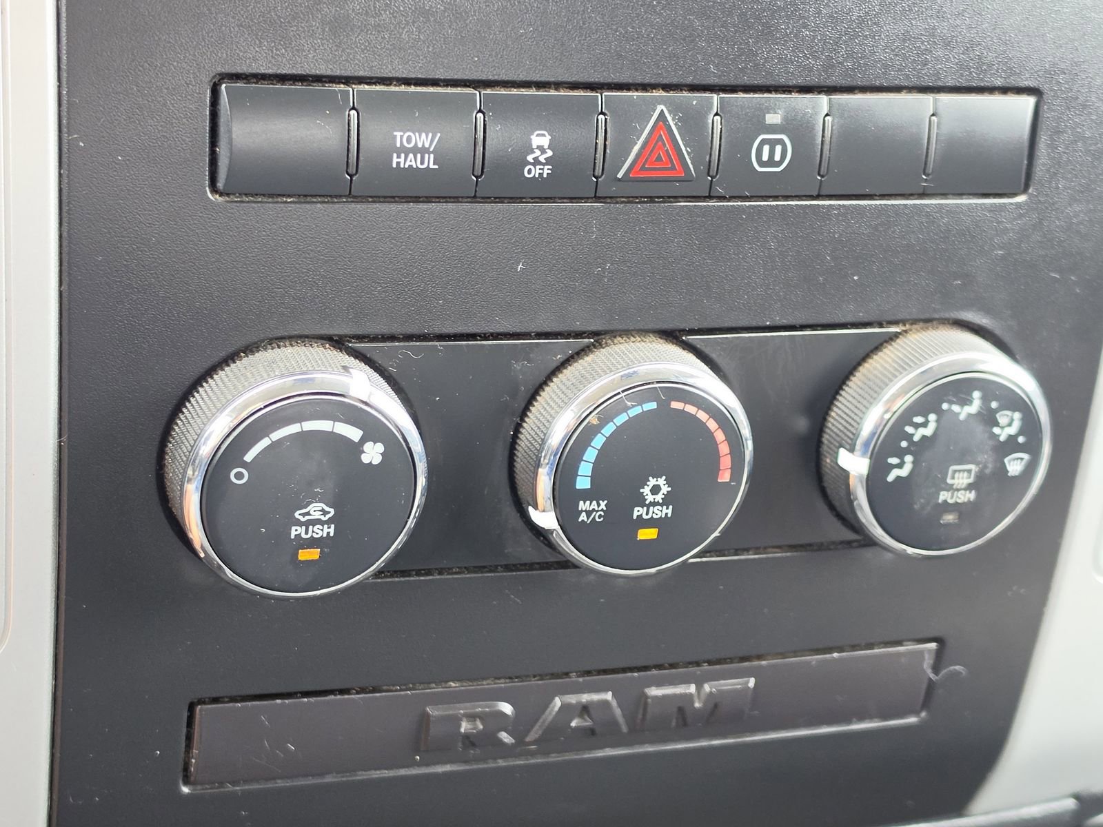 Used 2010 Dodge Ram 1500 Truck SLT w/ Remote Start & Security Group RWD image 24