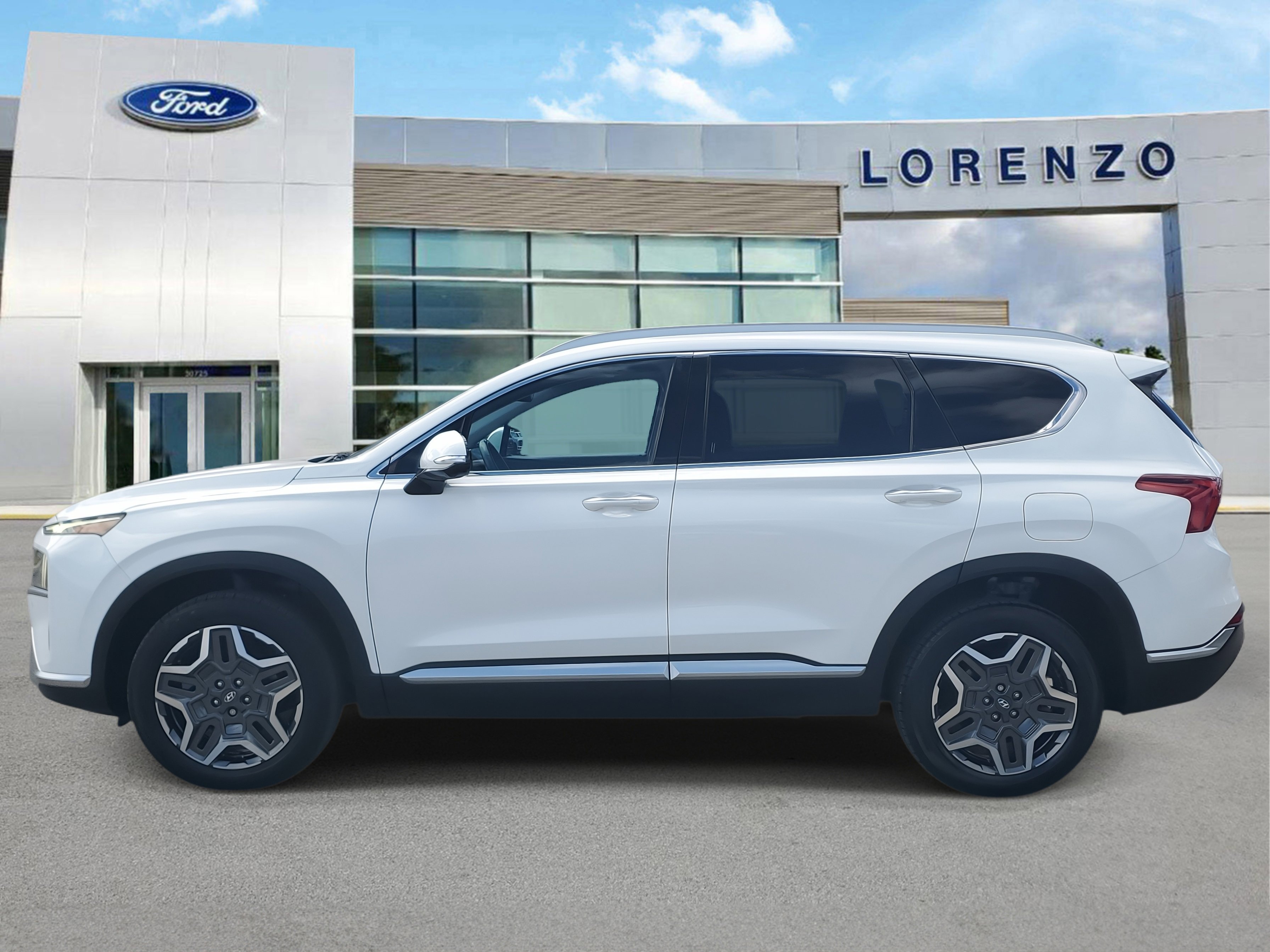 Used 2021 Hyundai Santa Fe Limited w/ Cargo Package image 8