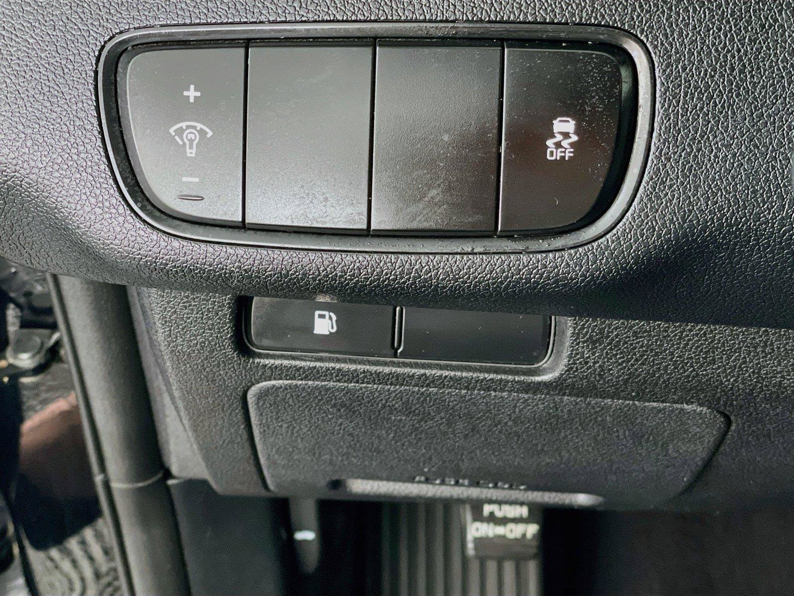 Used 2019 Kia Sorento L FWD image 14
