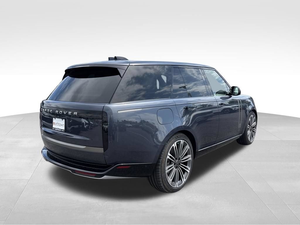 Used 2024 Land Rover Range Rover SE AWD/4WD image 6