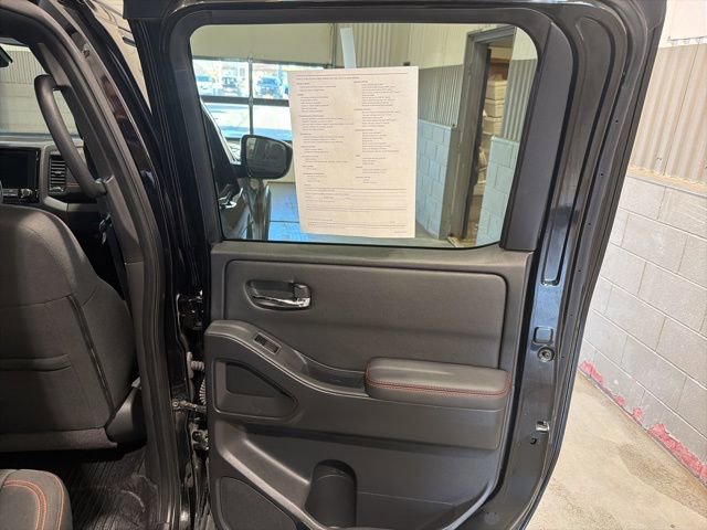 Certified 2022 Nissan Frontier PRO-4X w/ Technology Package image 12
