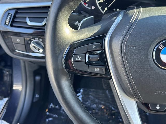 Used 2017 BMW 540i xDrive image 25