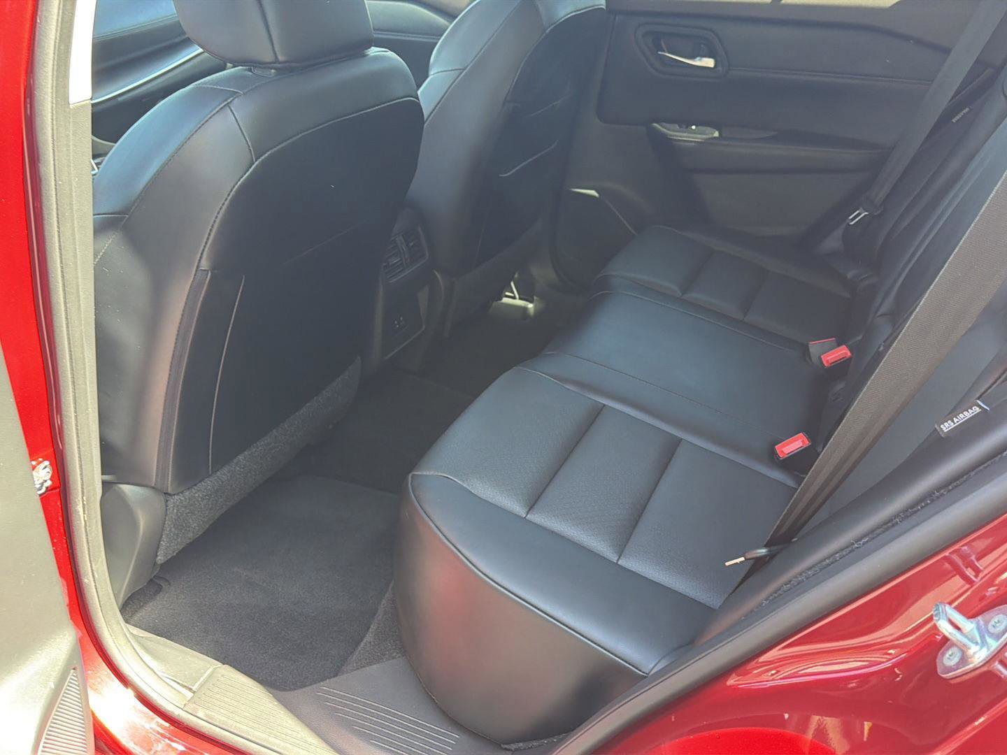 Used 2023 Nissan Rogue SV w/ SV Premium Package AWD/4WD image 18