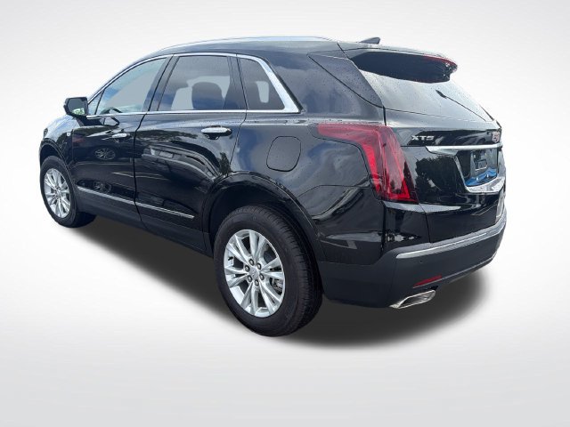 Certified 2025 Cadillac XT5 Luxury FWD image 3