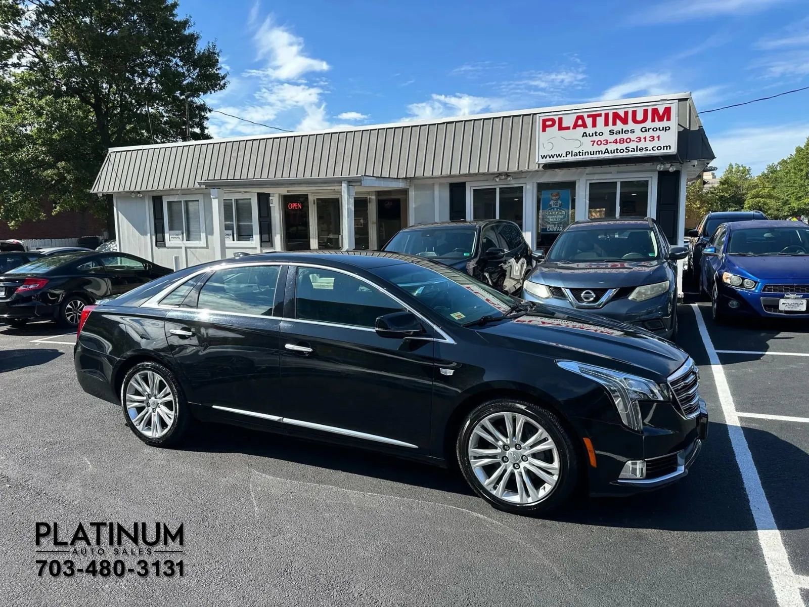 Used 2019 Cadillac XTS Luxury image 2