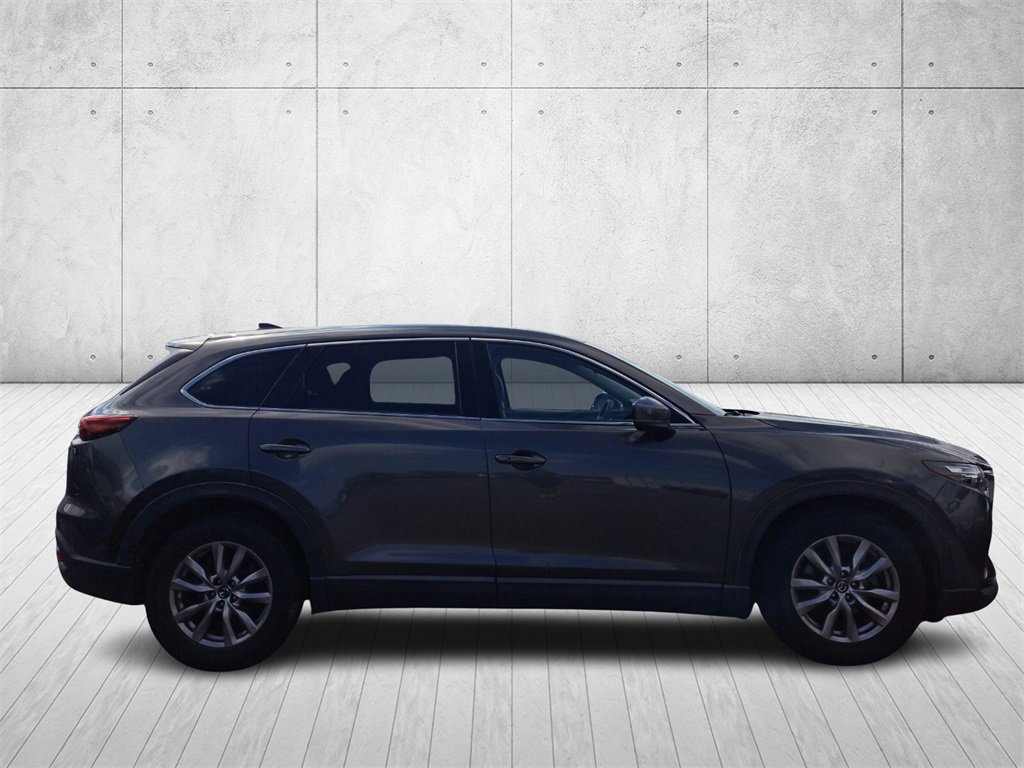 Used 2018 MAZDA CX-9 Touring w/ Touring Premium Package image 4