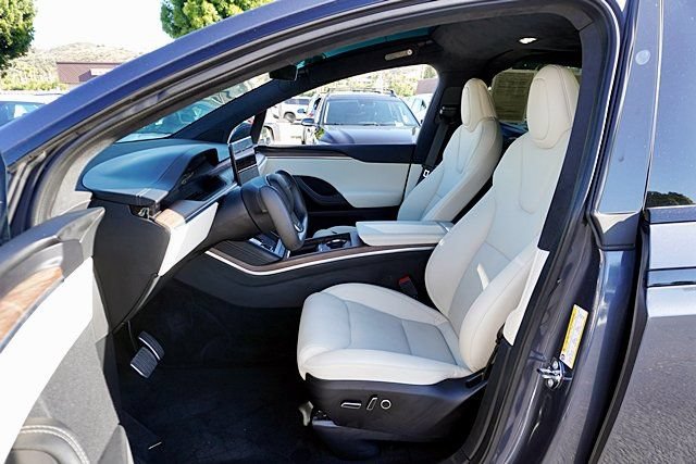 Used 2023 Tesla Model X AWD/4WD image 19