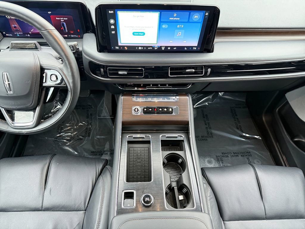 Used 2025 Lincoln Aviator Reserve w/ Equipment Group 201A image 11