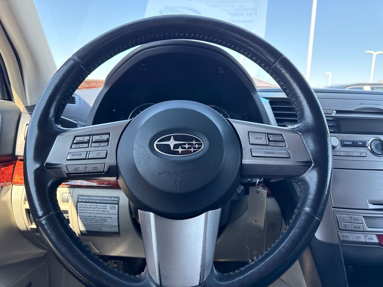 Used 2010 Subaru Outback 2.5i Limited AWD/4WD image 19