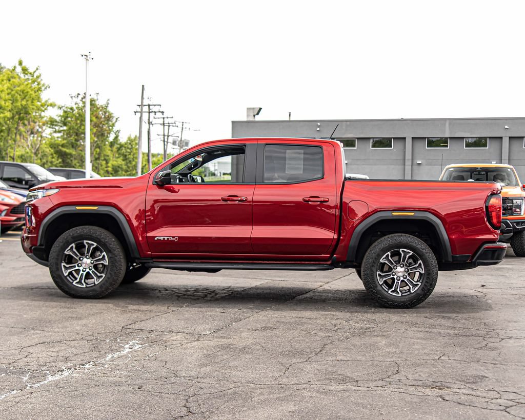 Used 2024 GMC Canyon AT4 w/ AT4 Premium Package AWD/4WD image 6