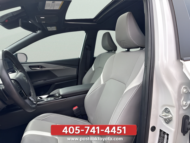 Used 2025 Toyota Camry SE w/ Multimedia Upgrade Package FWD image 20