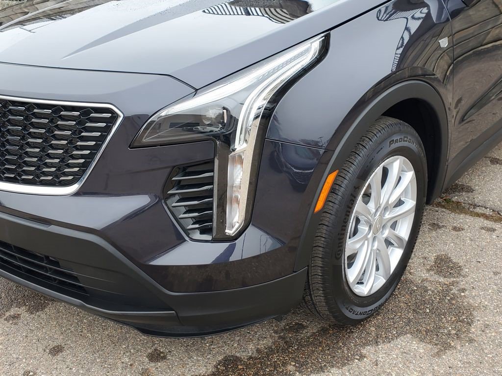 Certified 2023 Cadillac XT4 Luxury image 12