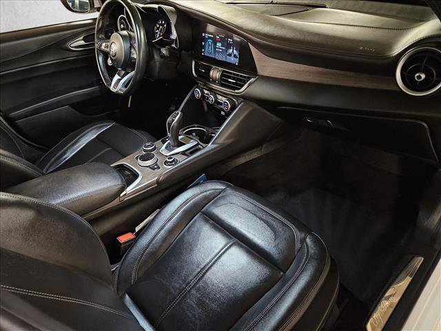 Used 2022 Alfa Romeo Giulia Ti image 20