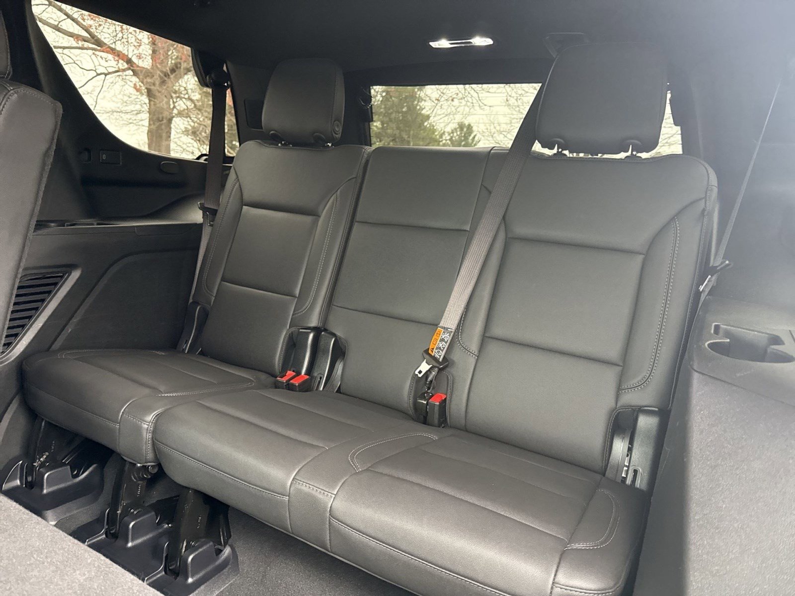Used 2025 Chevrolet Tahoe Z71 image 22