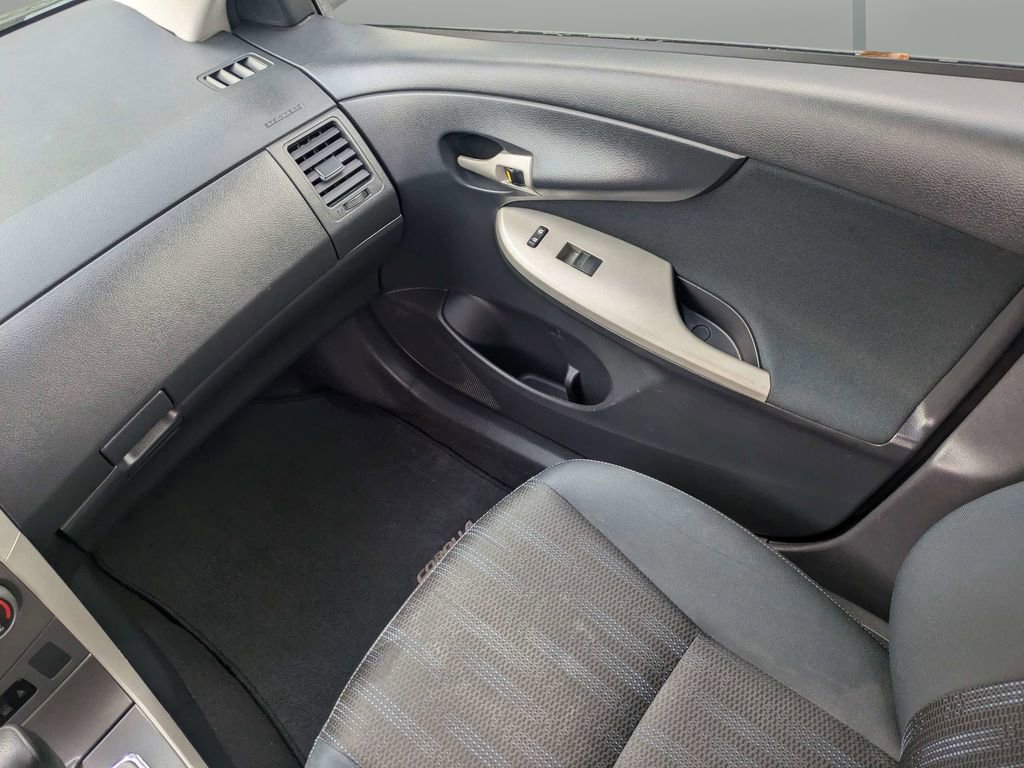 Used 2012 Toyota Corolla S FWD image 15