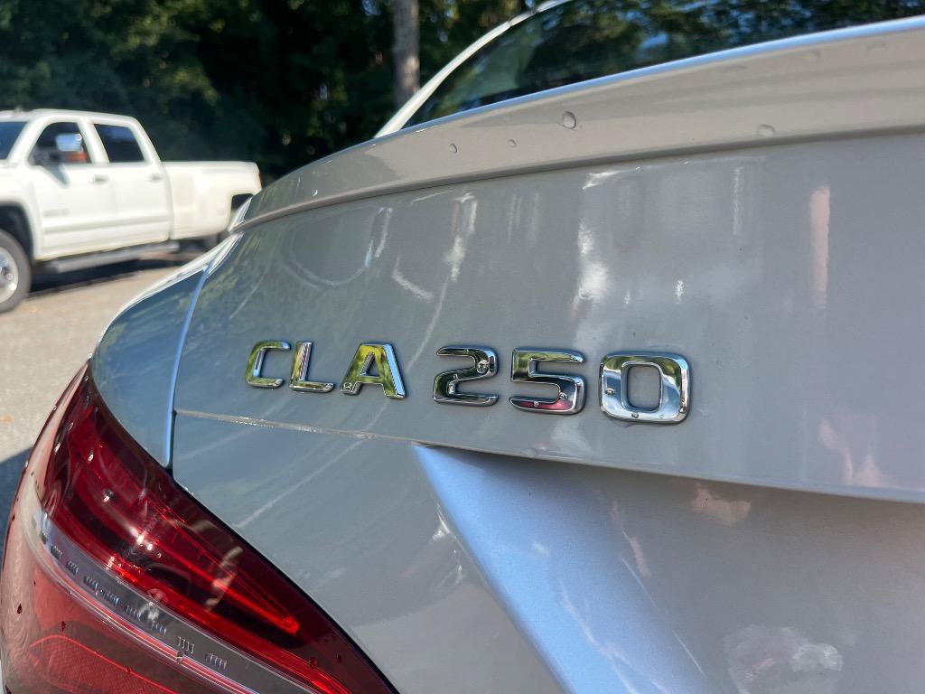 Used 2018 Mercedes-Benz CLA 250 image 8