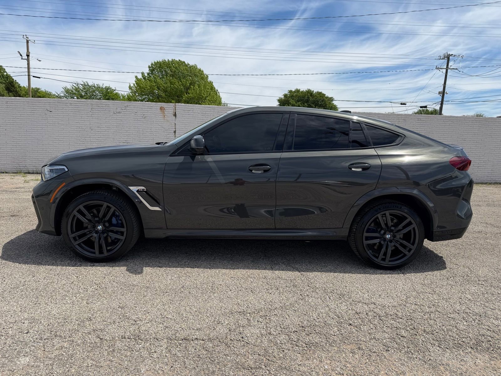 Used 2022 BMW X6 M w/ Executive Package AWD/4WD image 3