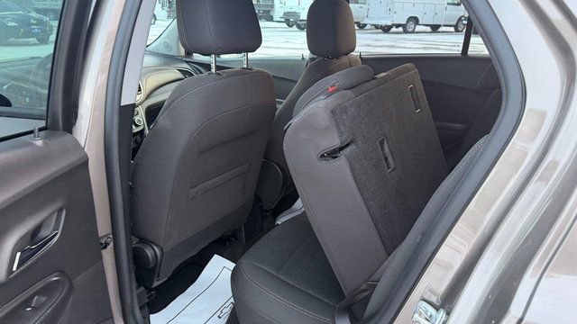 Used 2021 Chevrolet Trax LS w/ Tint and Cruise Package image 38
