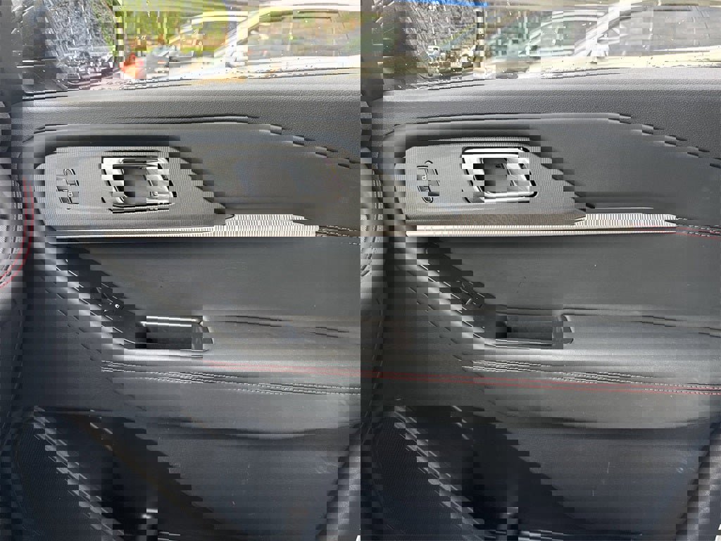 Used 2025 Ford Explorer ST-Line w/ Premium Package image 29