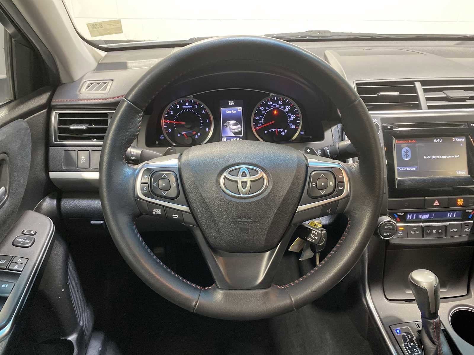 Used 2015 Toyota Camry XSE image 15