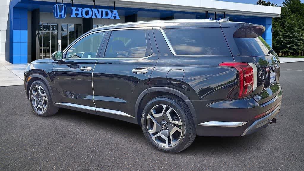 Used 2024 Hyundai Palisade Limited AWD/4WD image 6