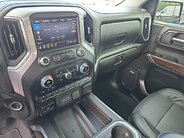 Used 2020 GMC Sierra 1500 SLT w/ SLT Premium Plus Package AWD/4WD image 24