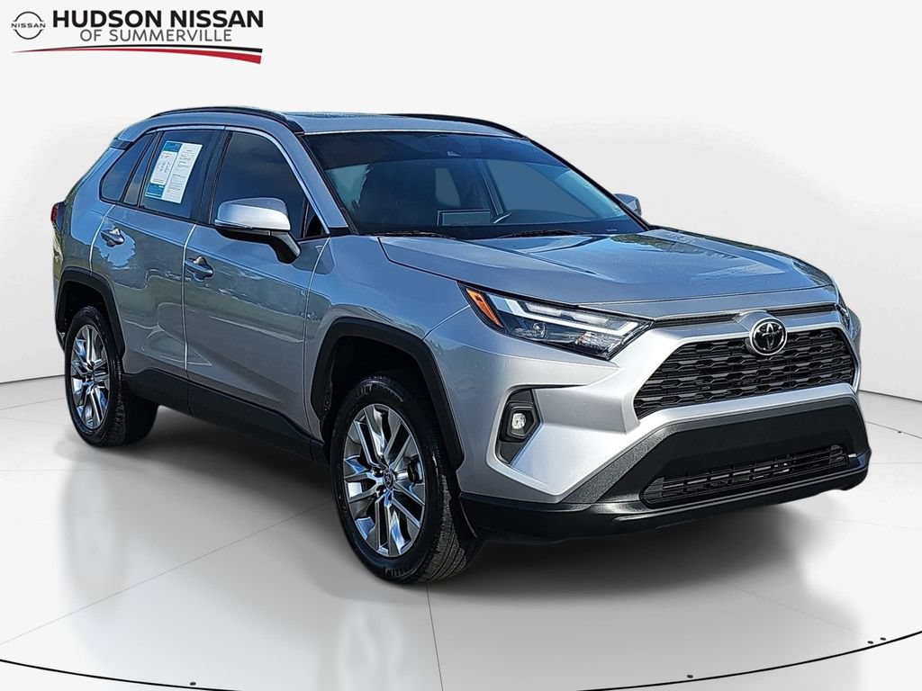 Used 2023 Toyota RAV4 XLE Premium FWD image 1