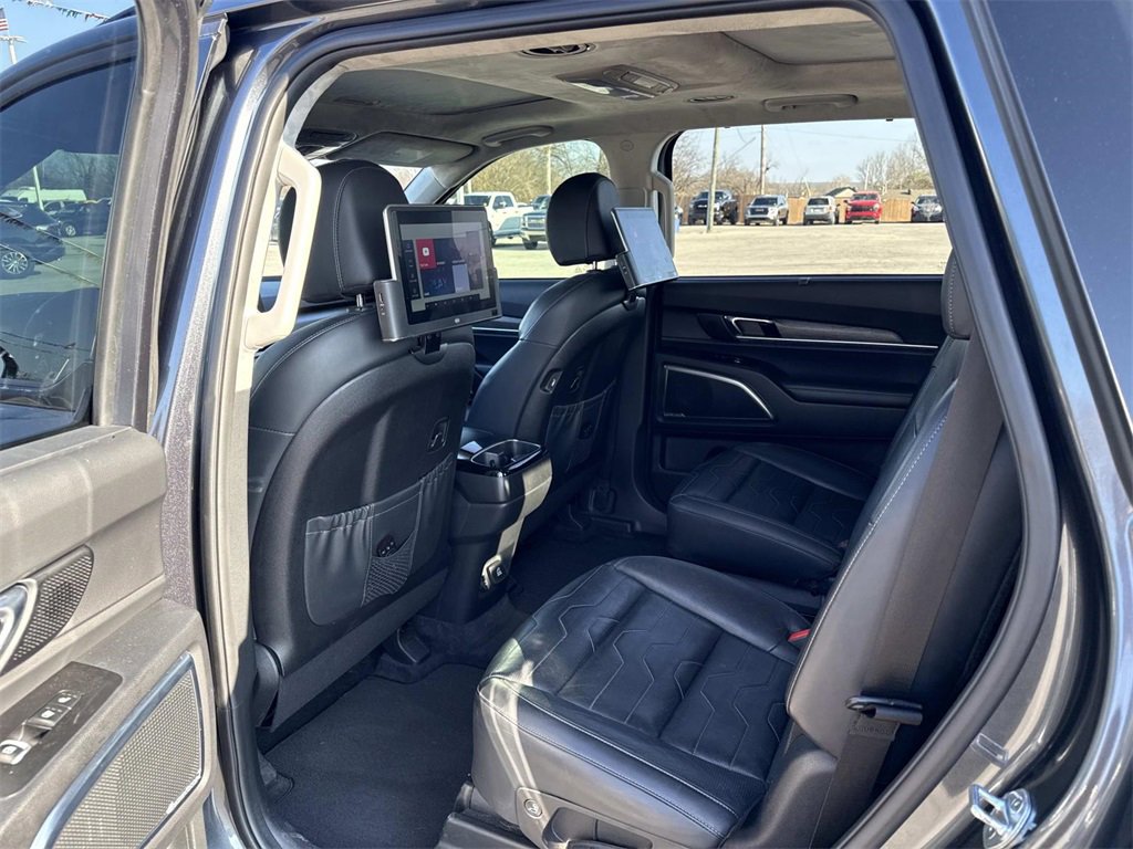 Used 2022 Kia Telluride SX w/ SX Prestige Package image 29