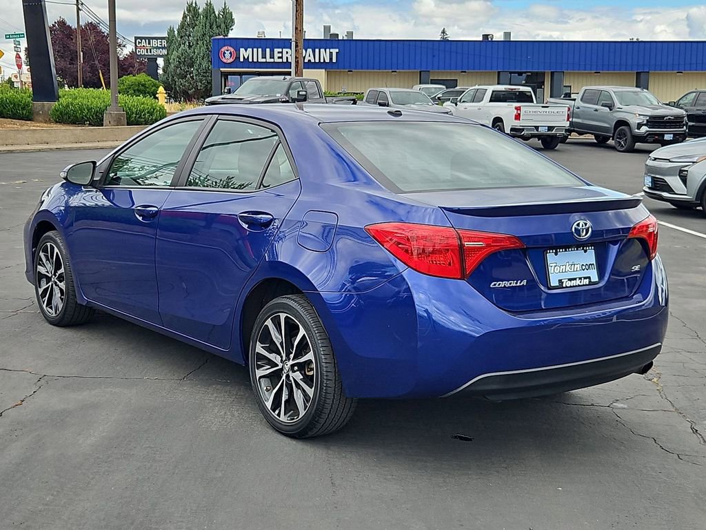 Used 2019 Toyota Corolla SE w/ SE Premium Package FWD image 4