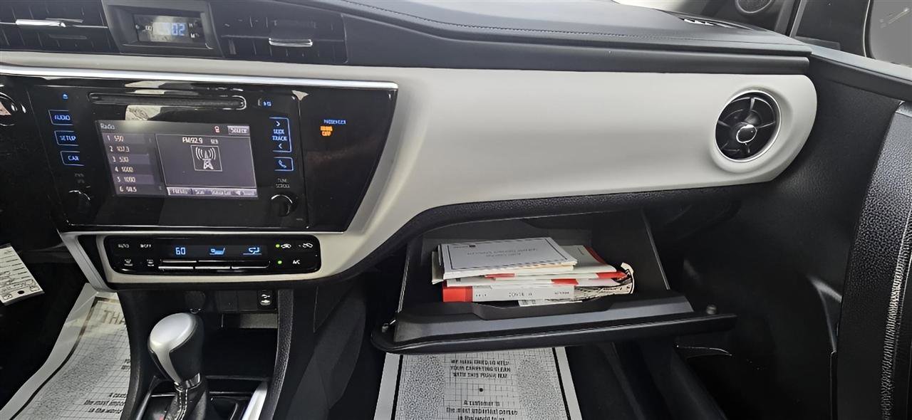 Used 2019 Toyota Corolla LE FWD image 15