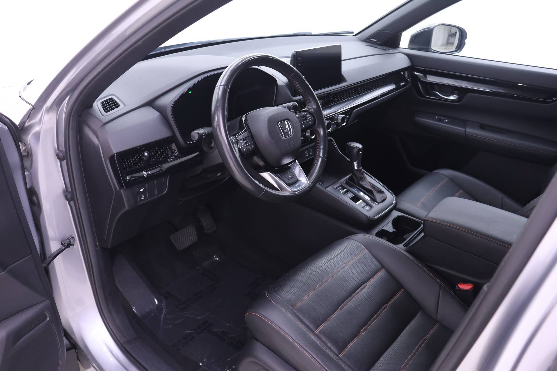 Certified 2023 Honda CR-V Sport Touring image 3