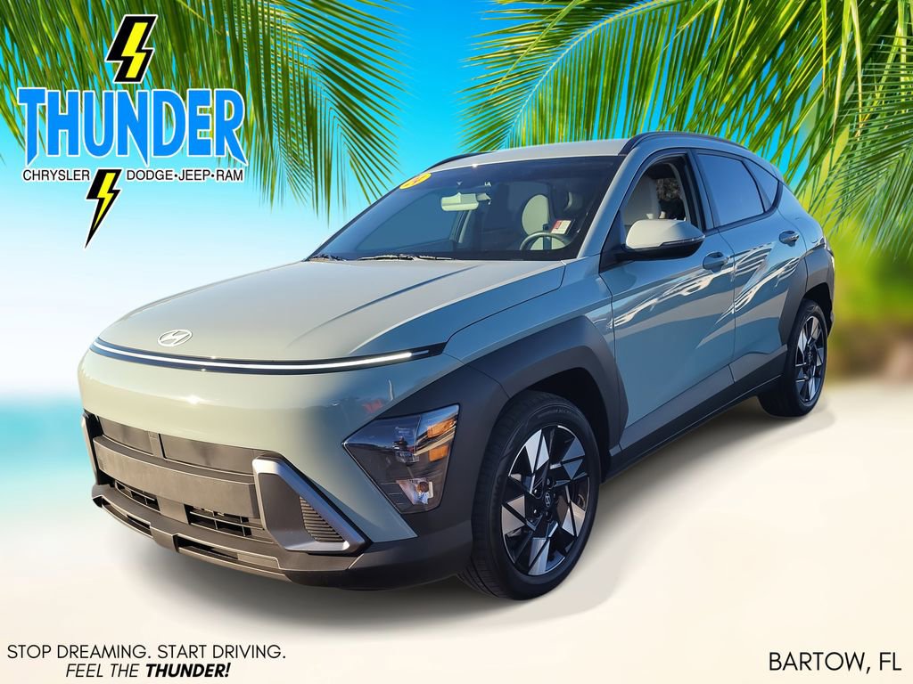 Used 2024 Hyundai Kona SEL image 2