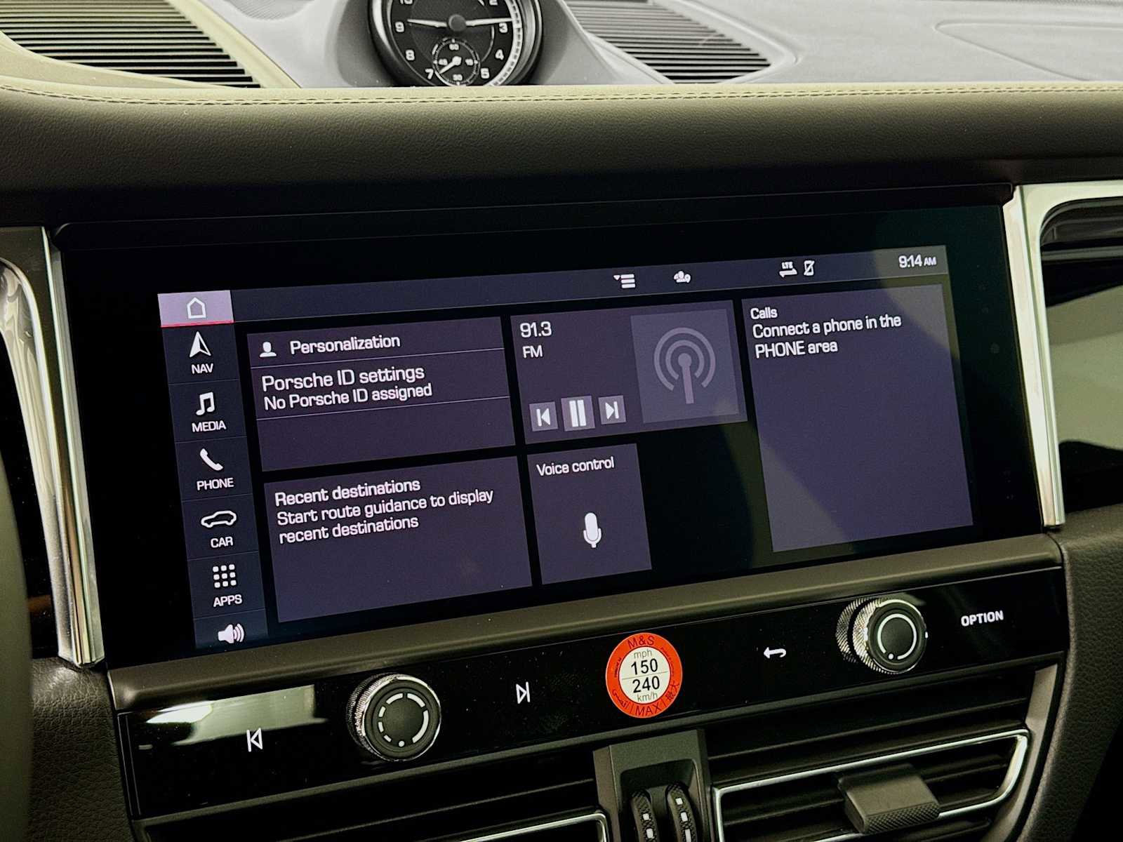 New 2026 Porsche Macan image 18