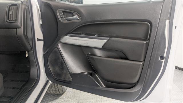 Used 2022 Chevrolet Colorado LT w/ Safety Package image 22