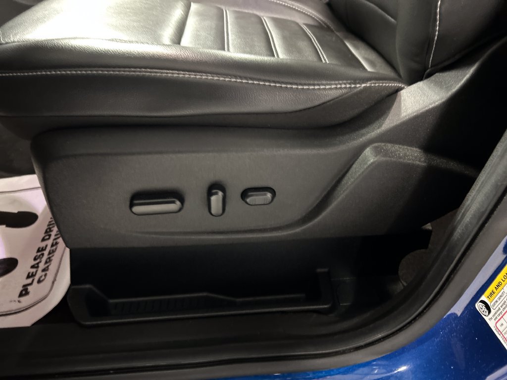 Used 2019 Ford Escape Titanium FWD image 11