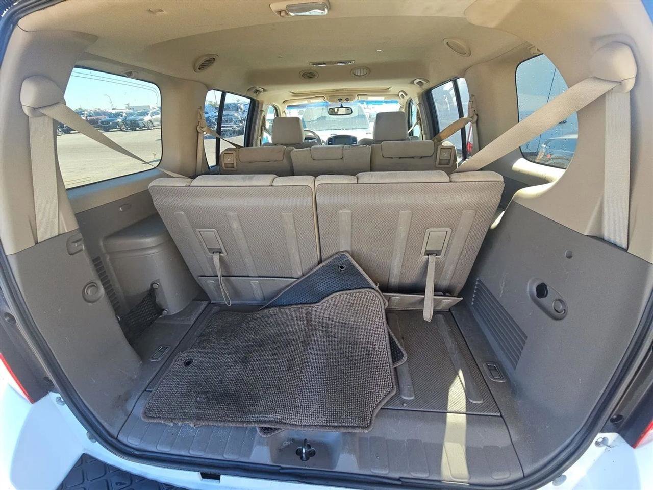 Used 2008 Nissan Pathfinder SE w/ Premium Pkg image 19