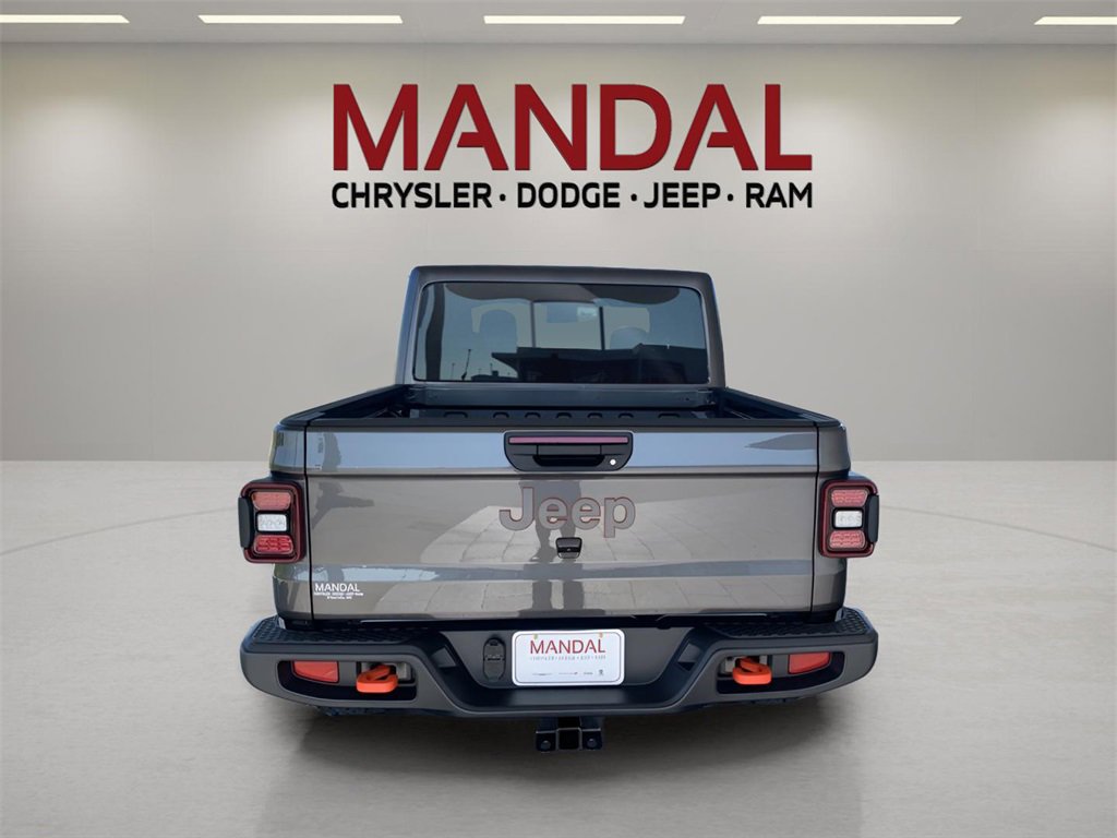 New 2025 Jeep Gladiator Mojave w/ Convenience Group image 9