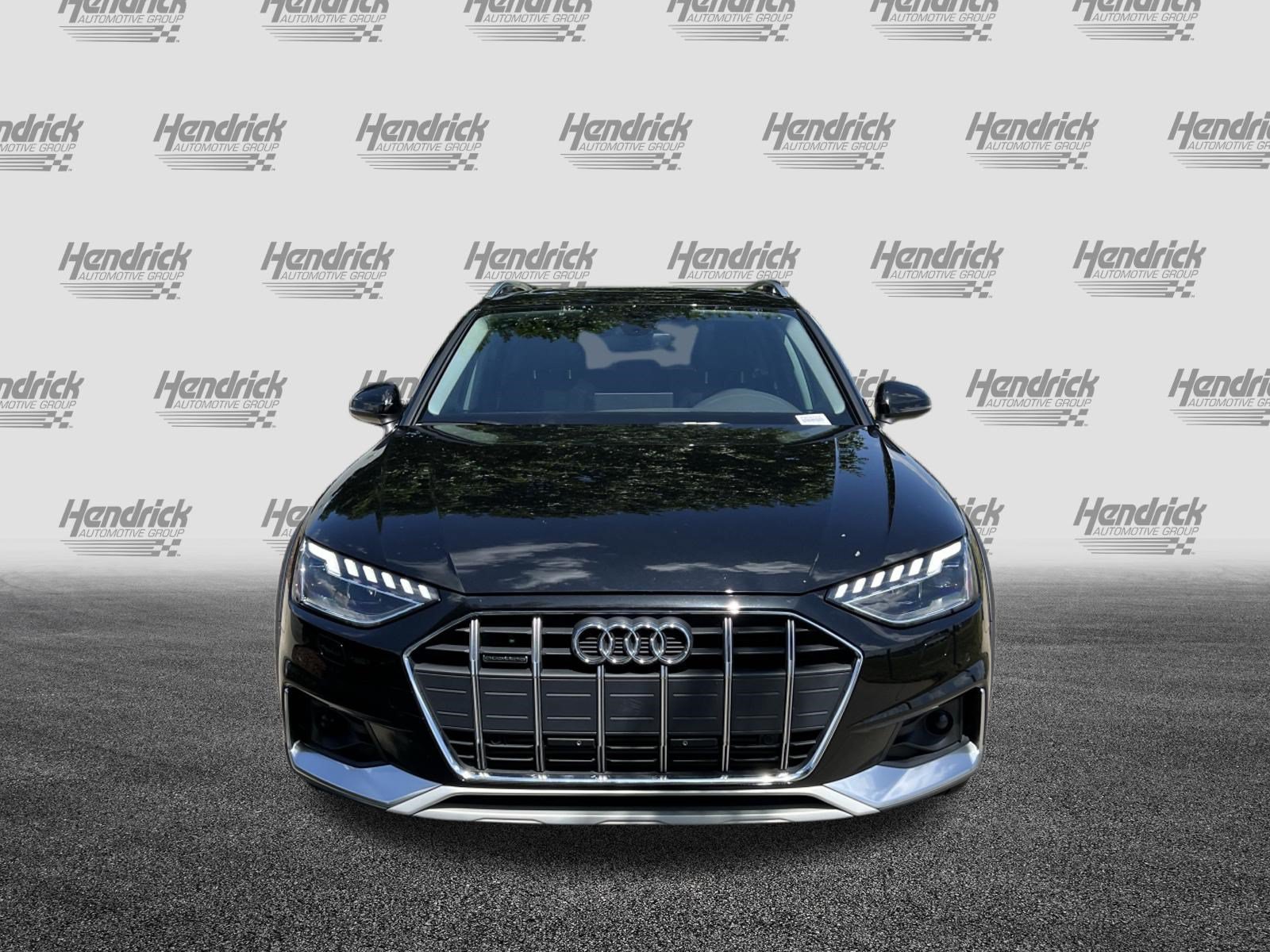 Used 2023 Audi A4 2.0T allroad Premium AWD/4WD image 3