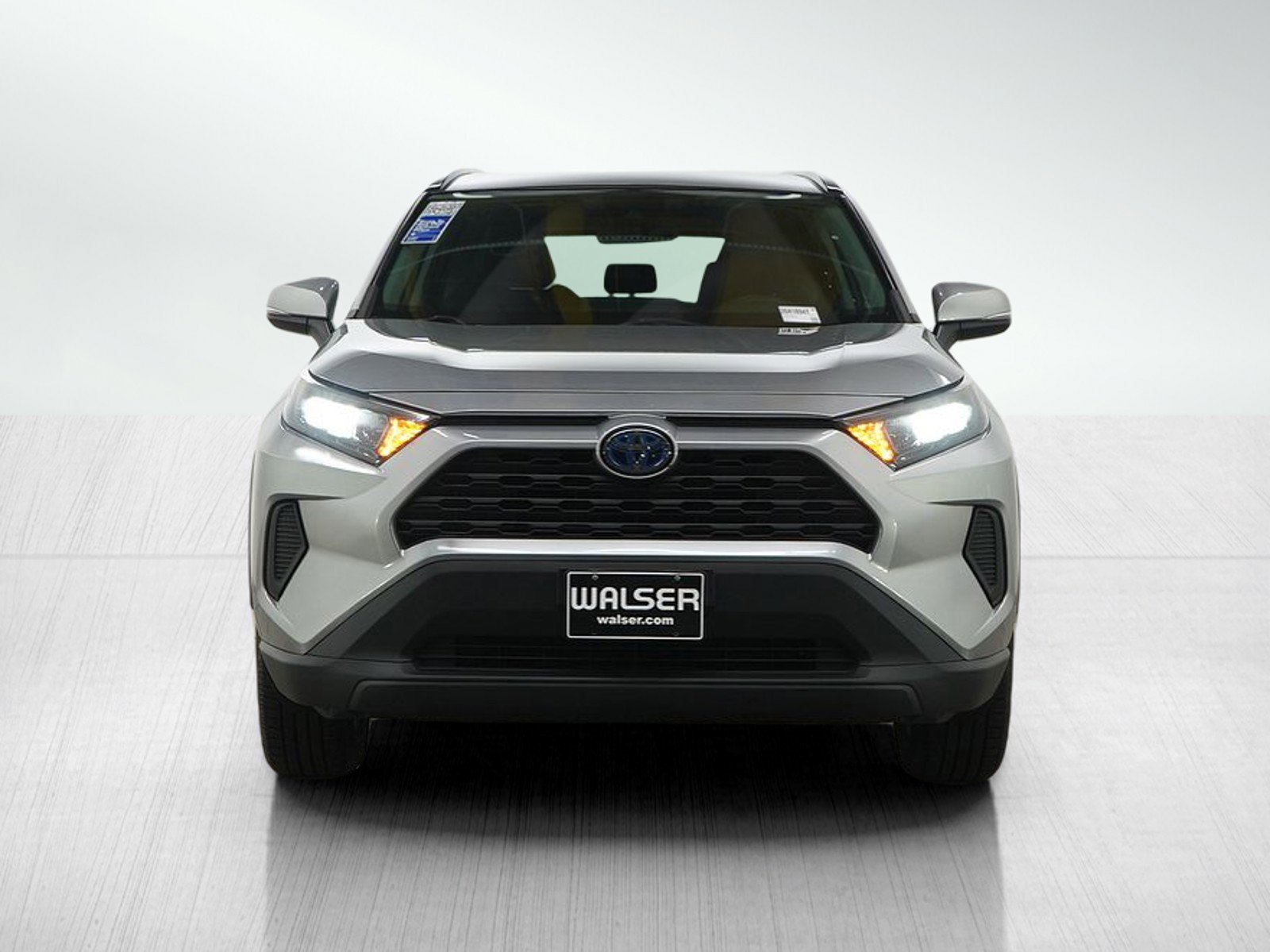 Used 2021 Toyota RAV4 LE image 8