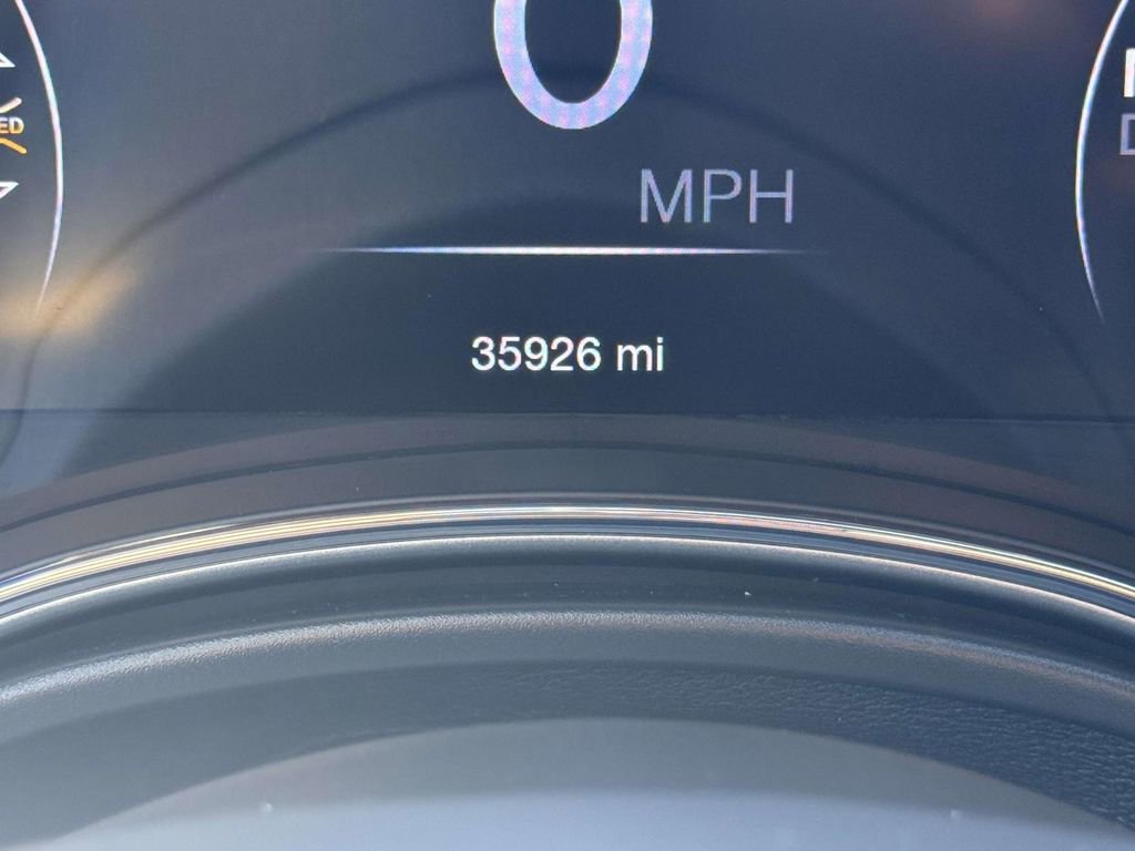 Used 2022 Jeep Grand Cherokee Limited image 20