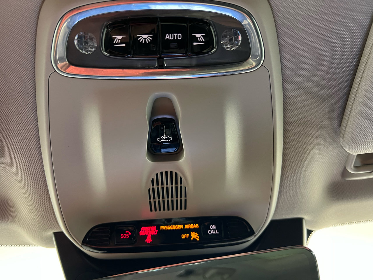 Used 2022 Volvo XC90 T6 Inscription w/ Advanced Package image 28