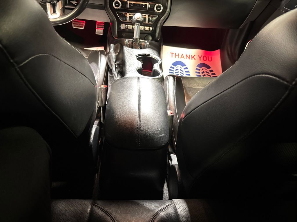 Used 2020 Ford Mustang GT Premium image 30