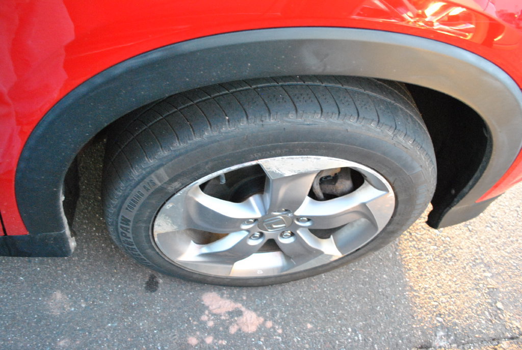 Certified 2018 Honda HR-V LX image 32